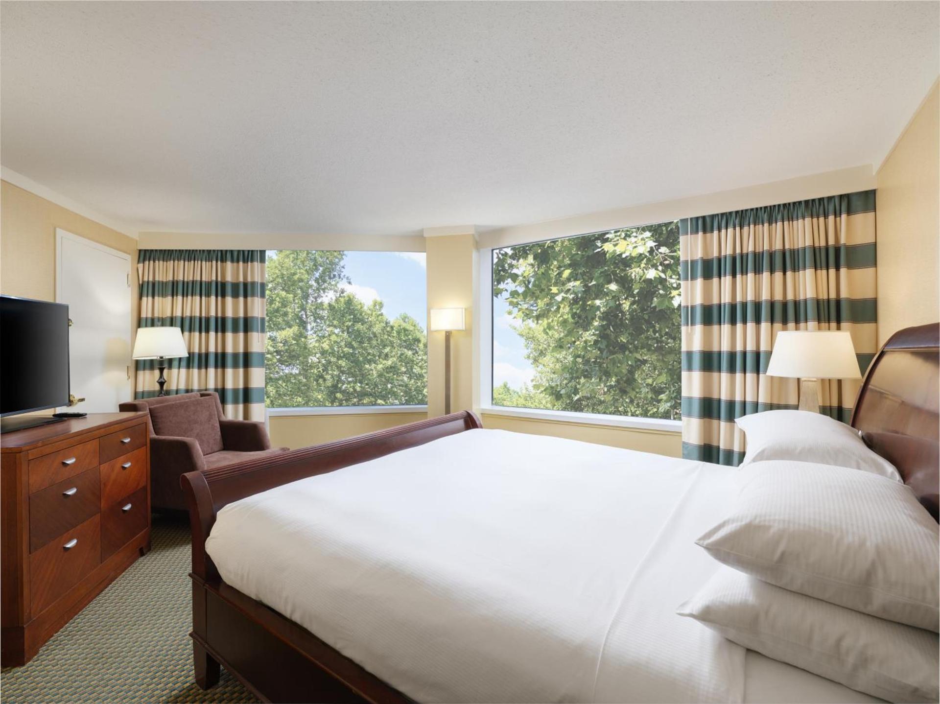 DoubleTree by Hilton Stamford photo 89