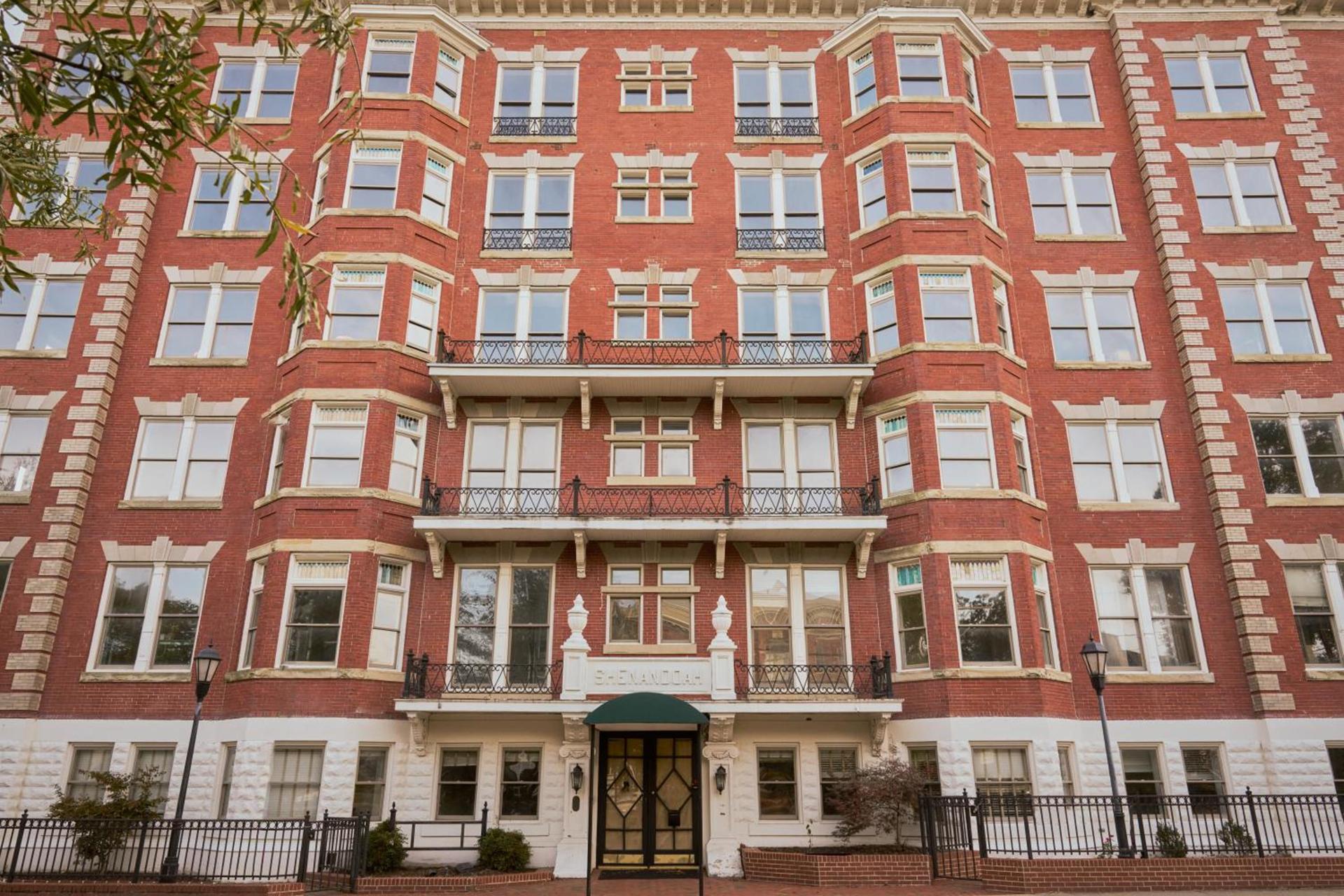 Shenandoah Mansions, an Ash Hotel photo 1