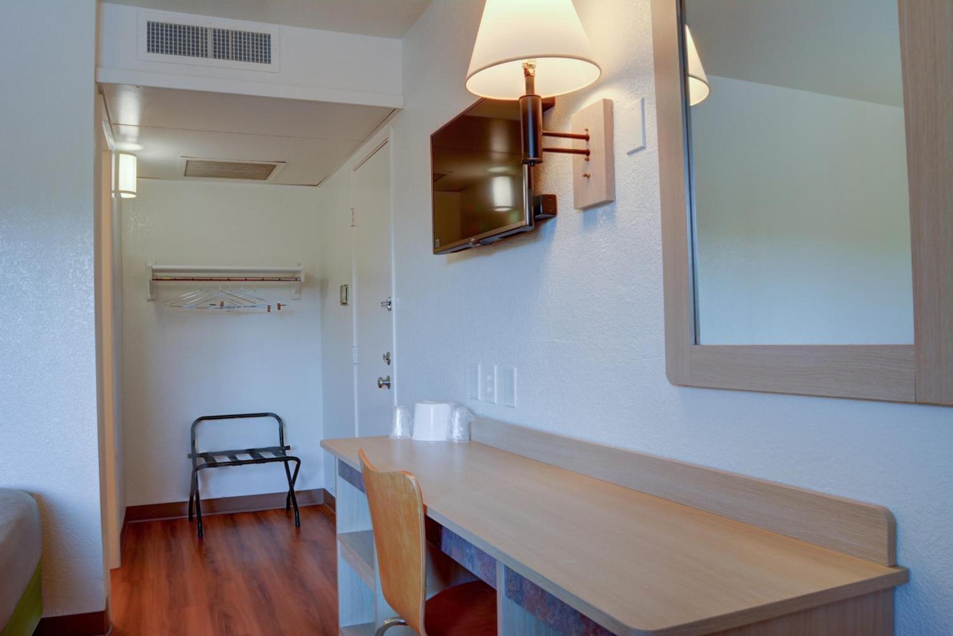Motel 6-Springfield, OR - Eugene North photo 29