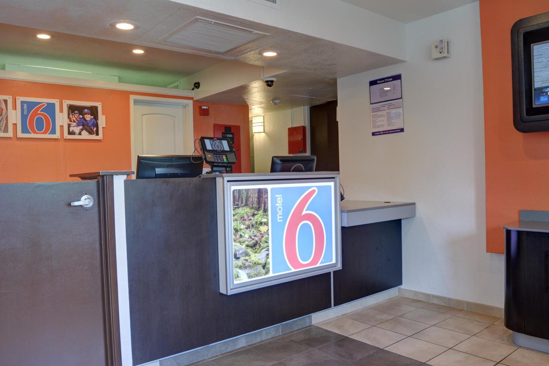 Motel 6-Springfield, OR - Eugene North photo 12