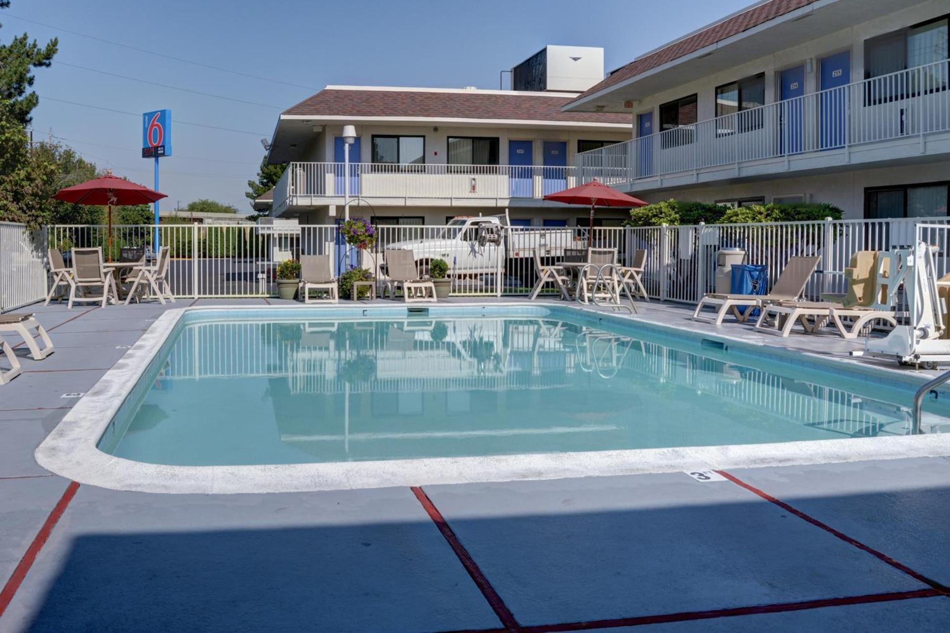 Motel 6-Springfield, OR - Eugene North photo 9