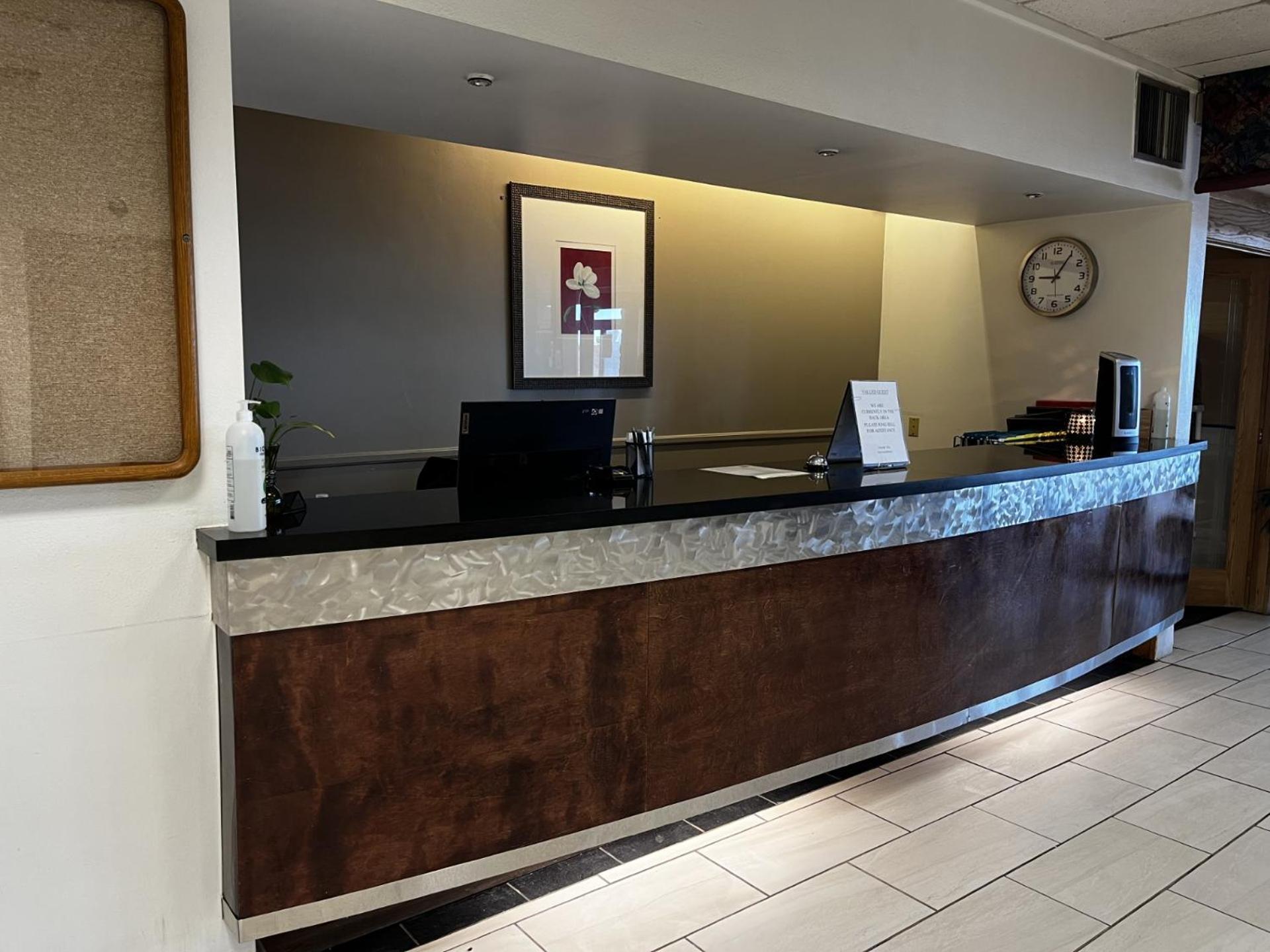 Budget Inn Laramie photo 14