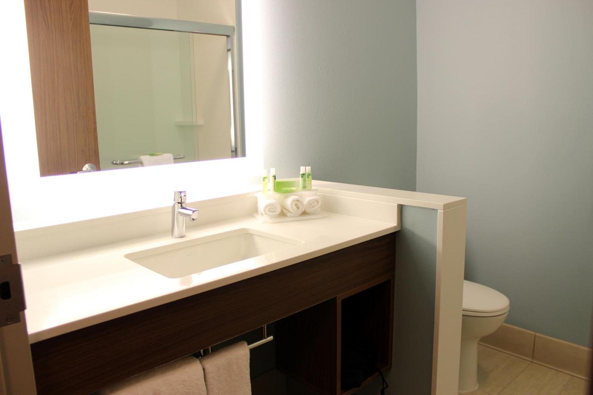 Holiday Inn Express Spencer by IHG photo 3