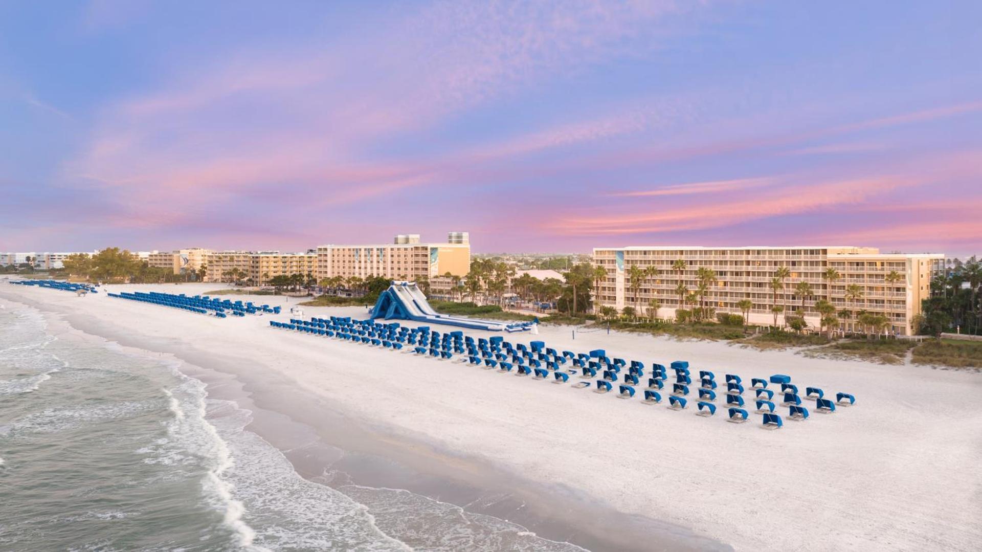 Island Grand at TradeWinds — hotel in St Pete Beach