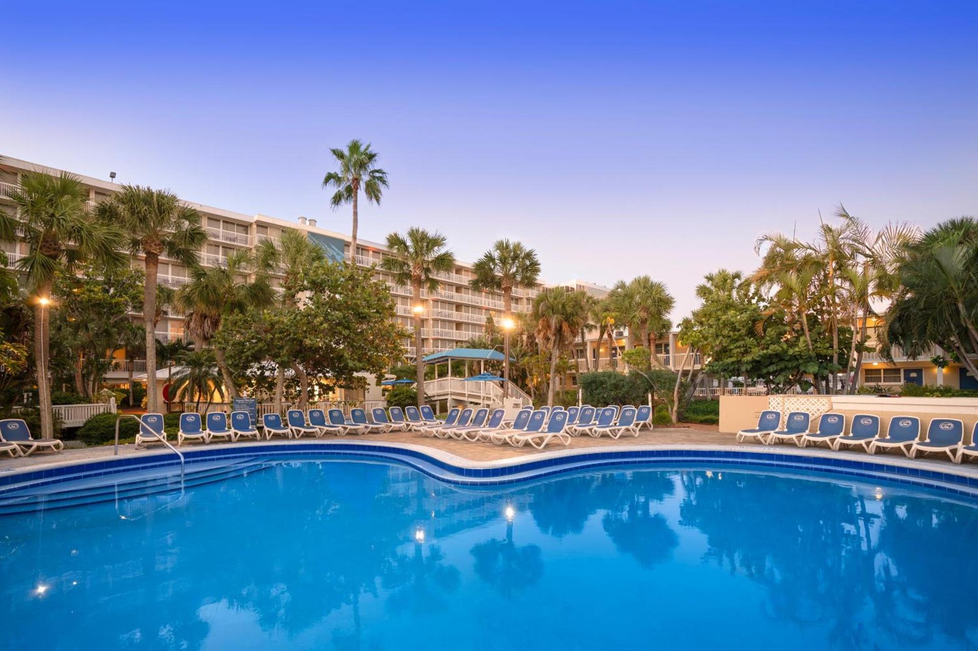 Island Grand at TradeWinds photo 3