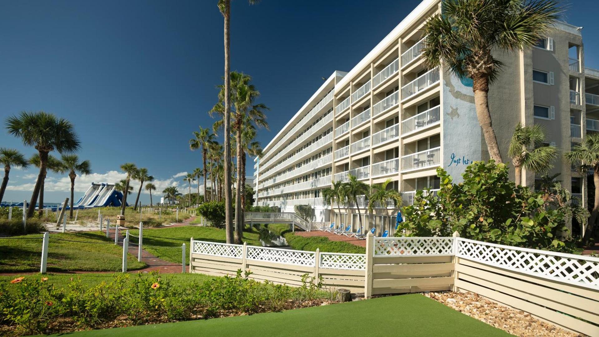 Island Grand at TradeWinds photo 17