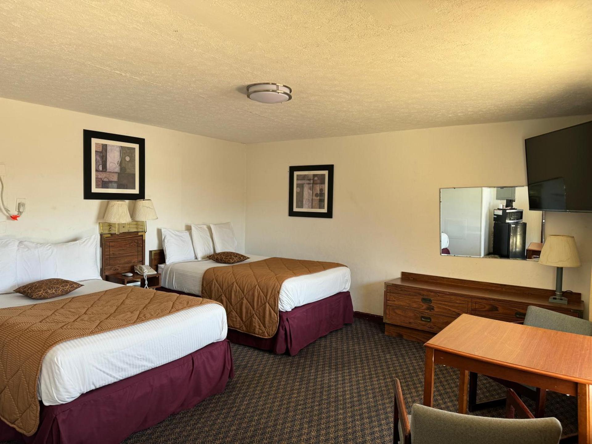 Royal Inn photo 4