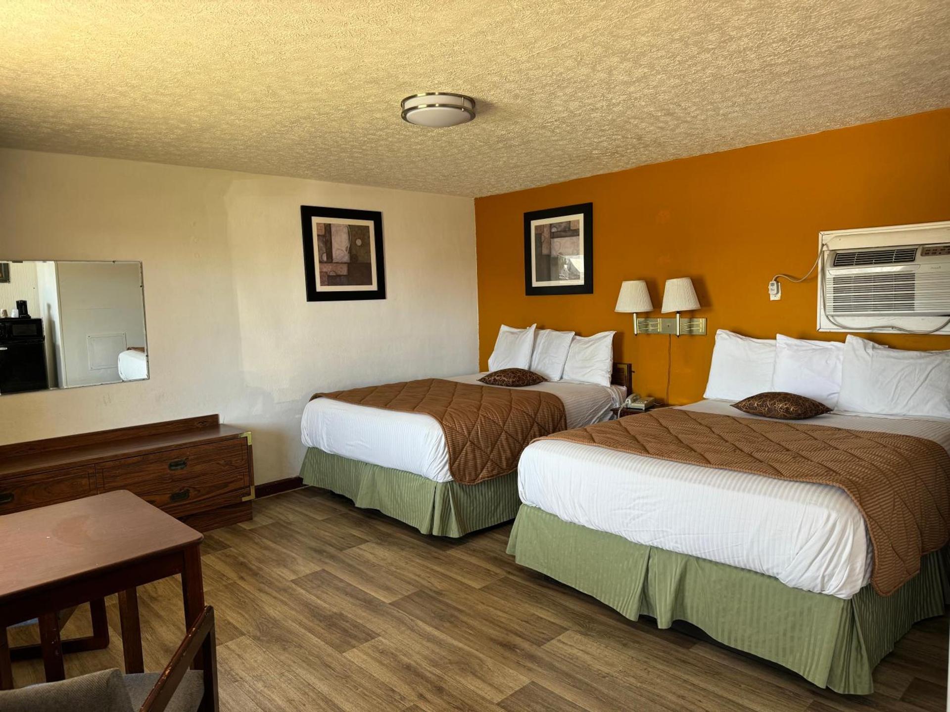 Royal Inn photo 46