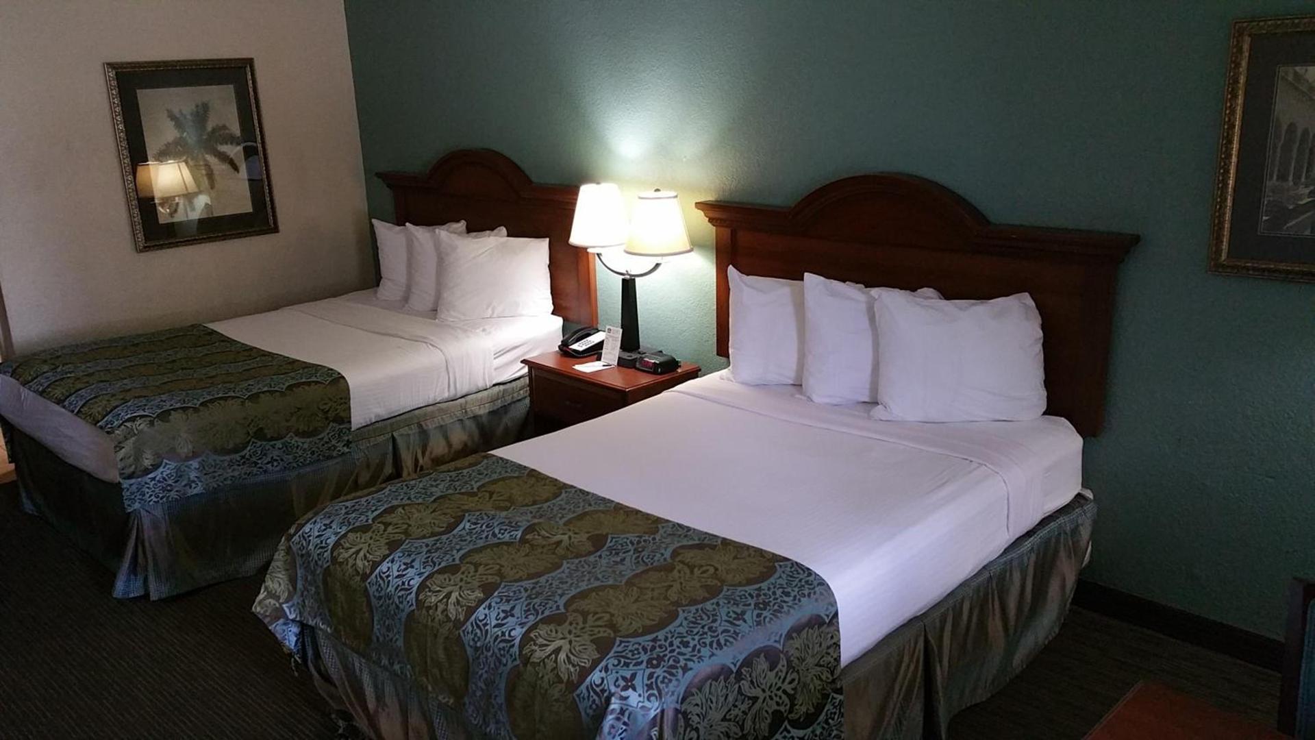 Baymont by Wyndham Sarasota photo 23