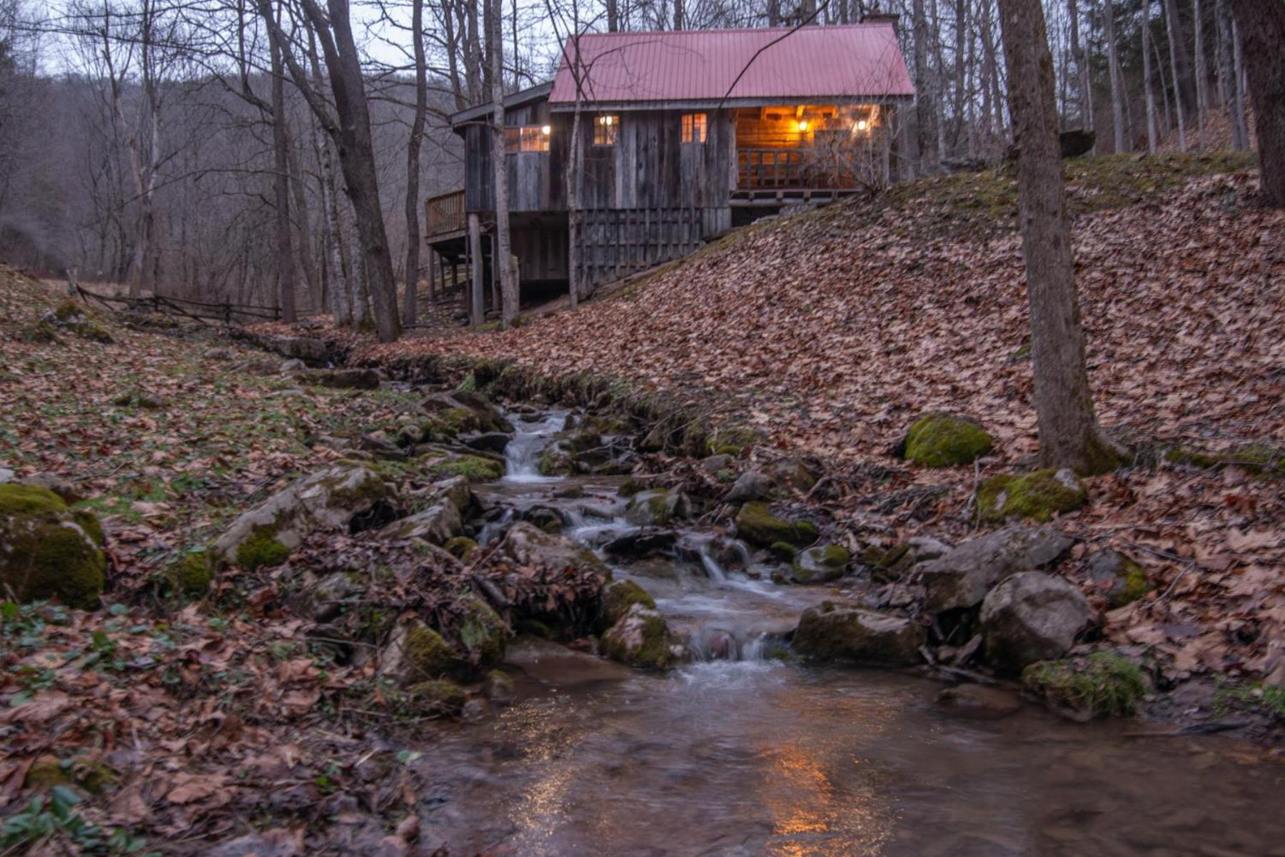 Moore House Inn & Cabins photo 17