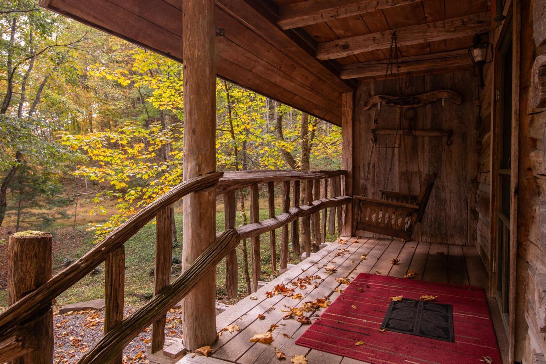 Moore House Inn & Cabins photo 14