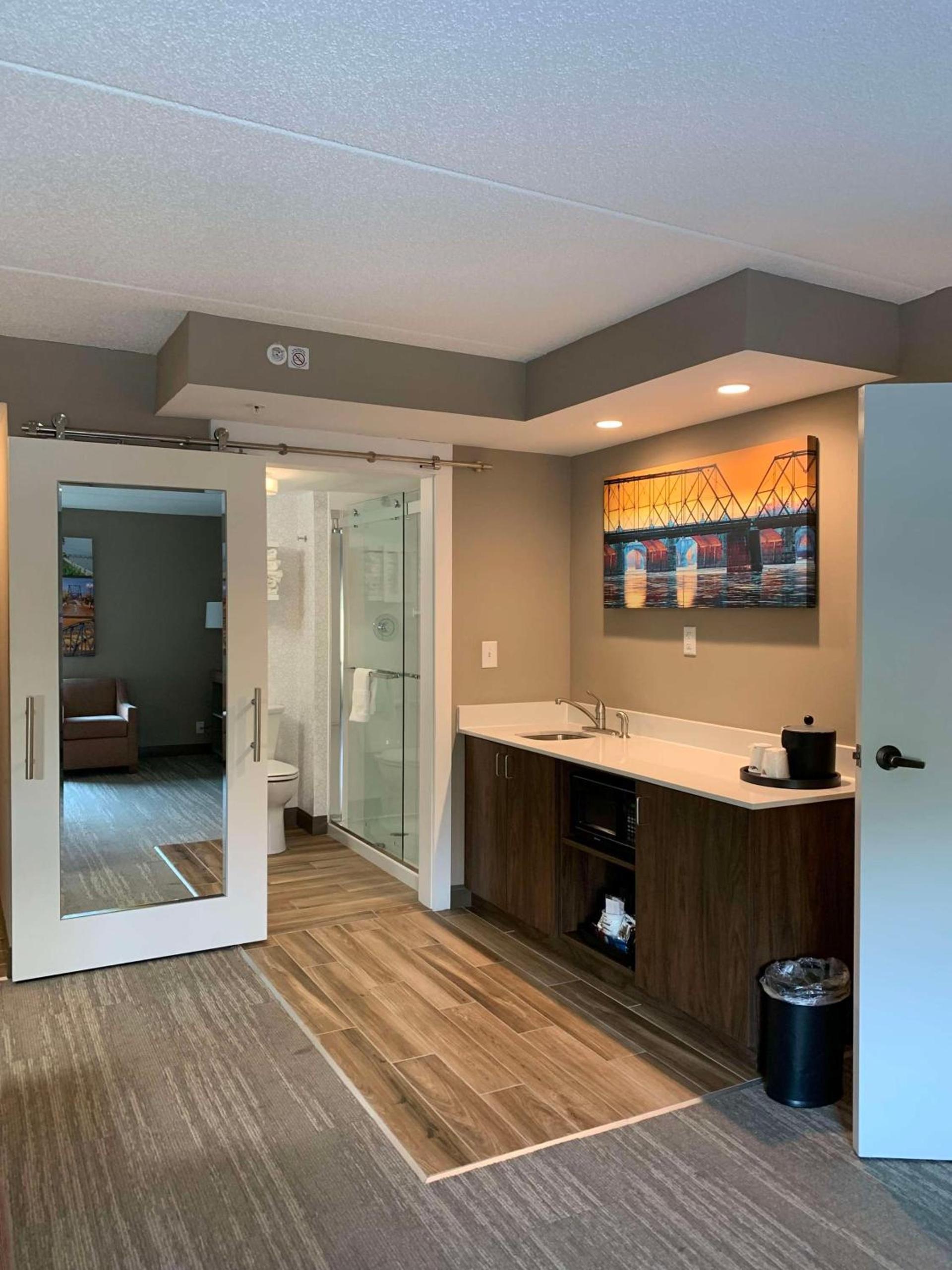 Hampton Inn Harrisburg-East/Hershey photo 25