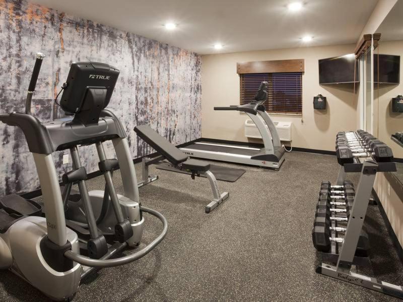 GrandStay Hotel & Suites - Morris photo 24