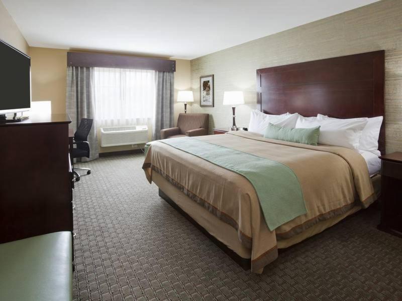GrandStay Hotel & Suites - Morris photo 27