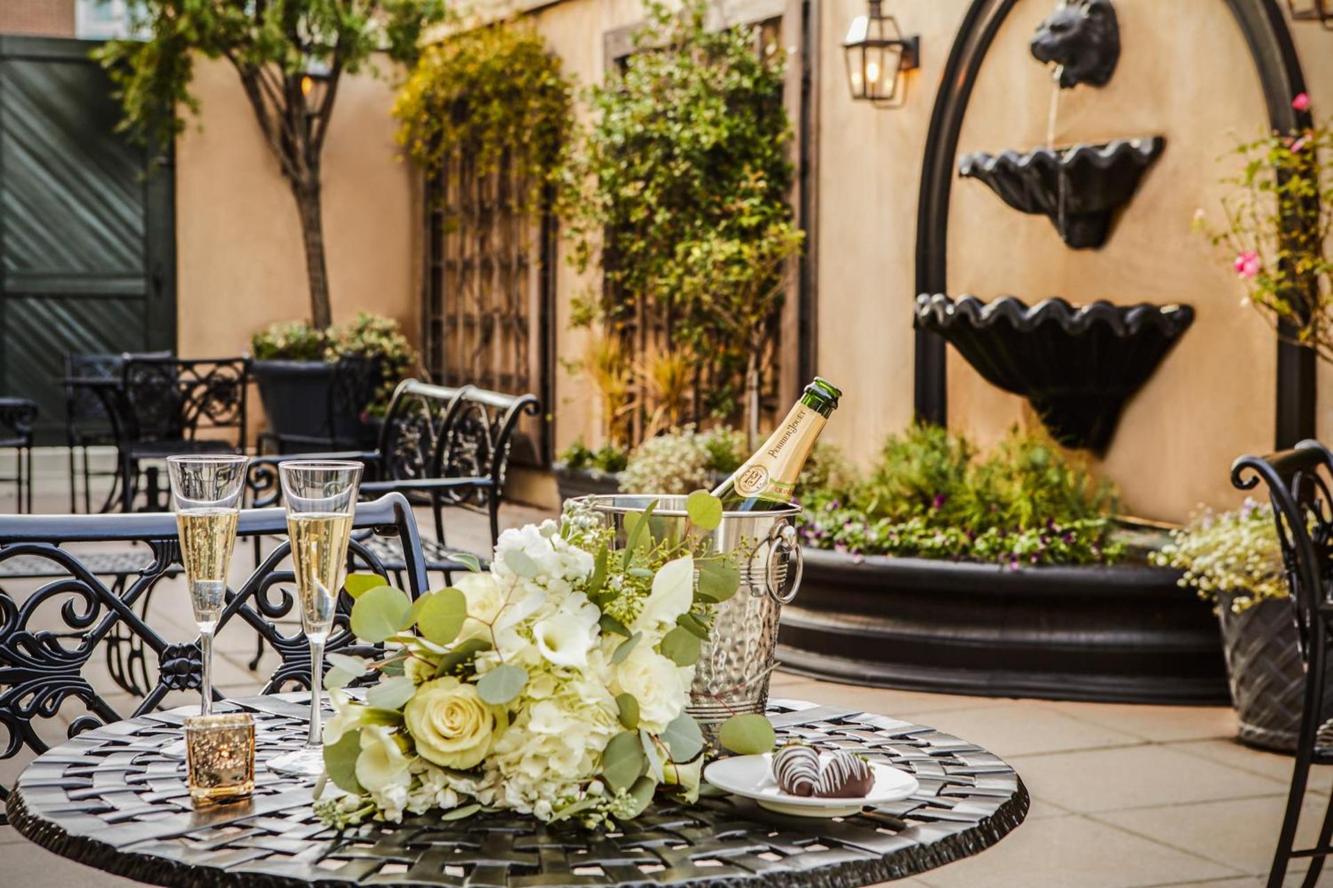 French Quarter Inn photo 47