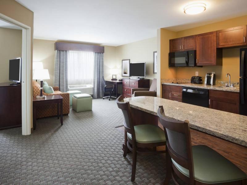 GrandStay Hotel & Suites - Morris photo 34
