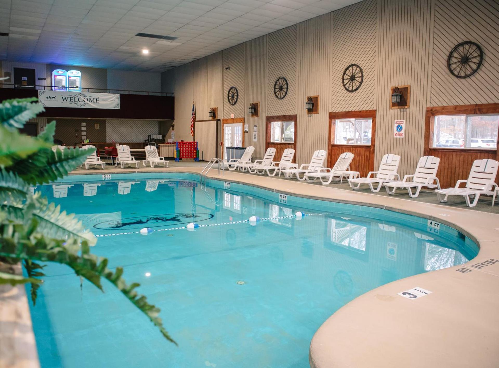 Carriage House Country Club photo 3
