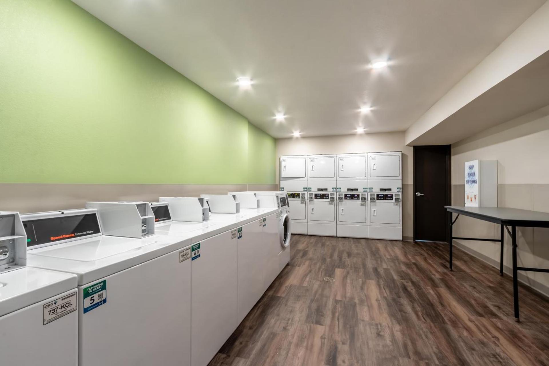 WoodSpring Suites Tolleson - Phoenix West photo 15