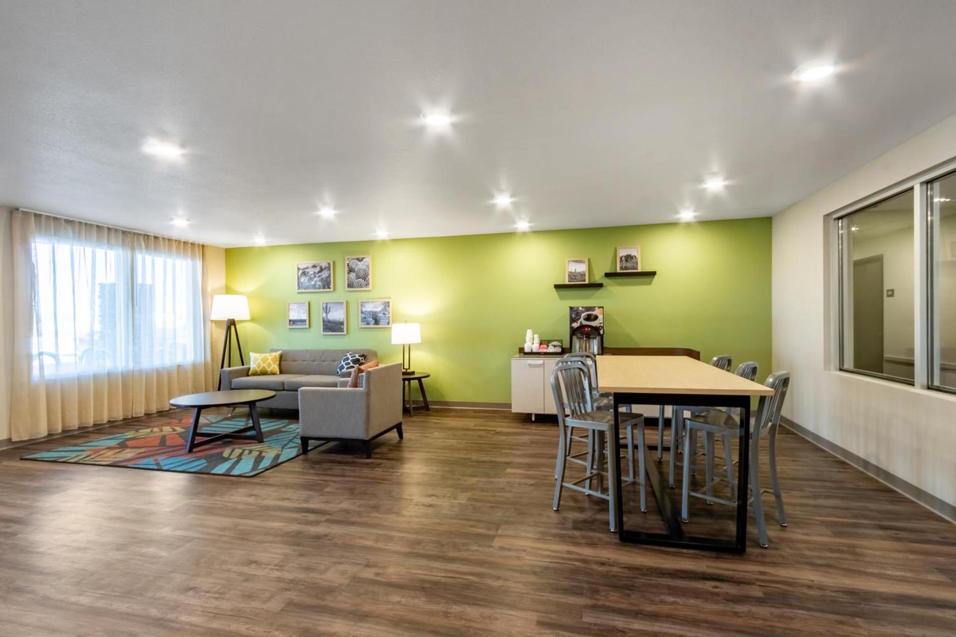 WoodSpring Suites Tolleson - Phoenix West photo 14