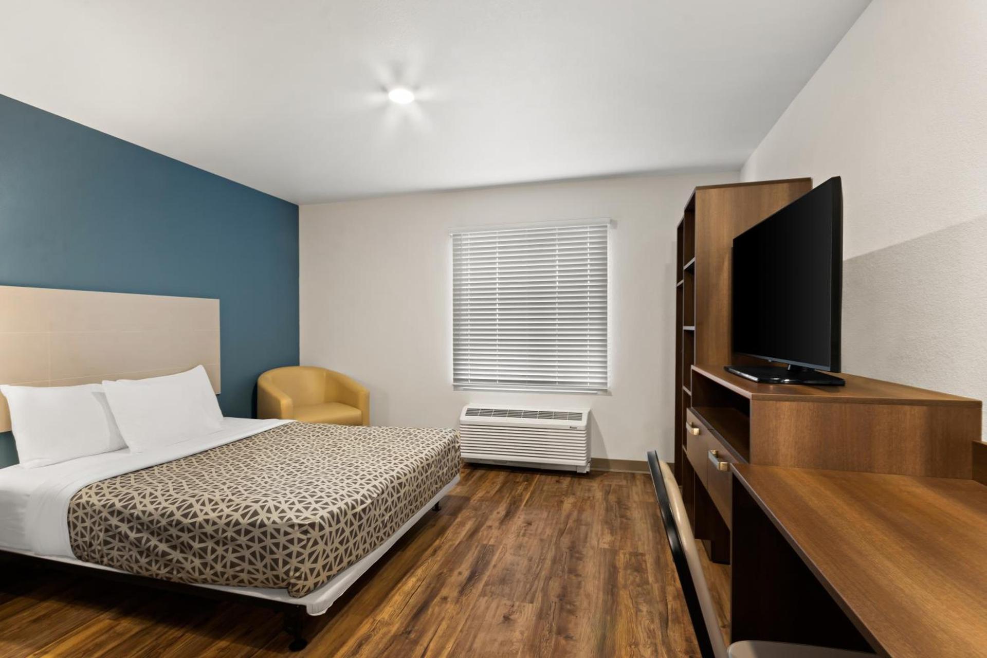 WoodSpring Suites Tolleson - Phoenix West photo 13
