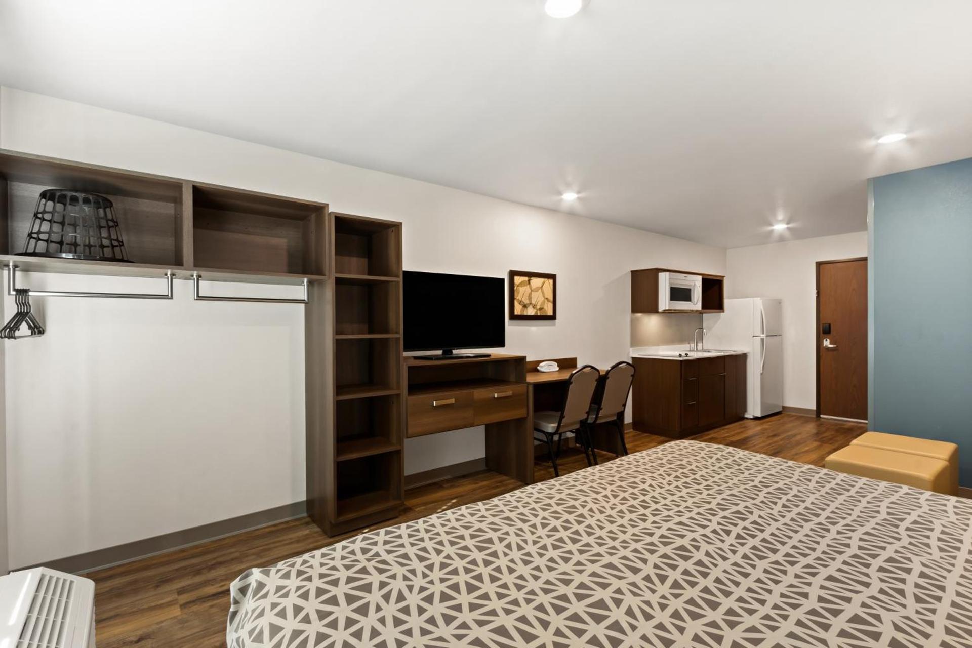 WoodSpring Suites Tolleson - Phoenix West photo 29