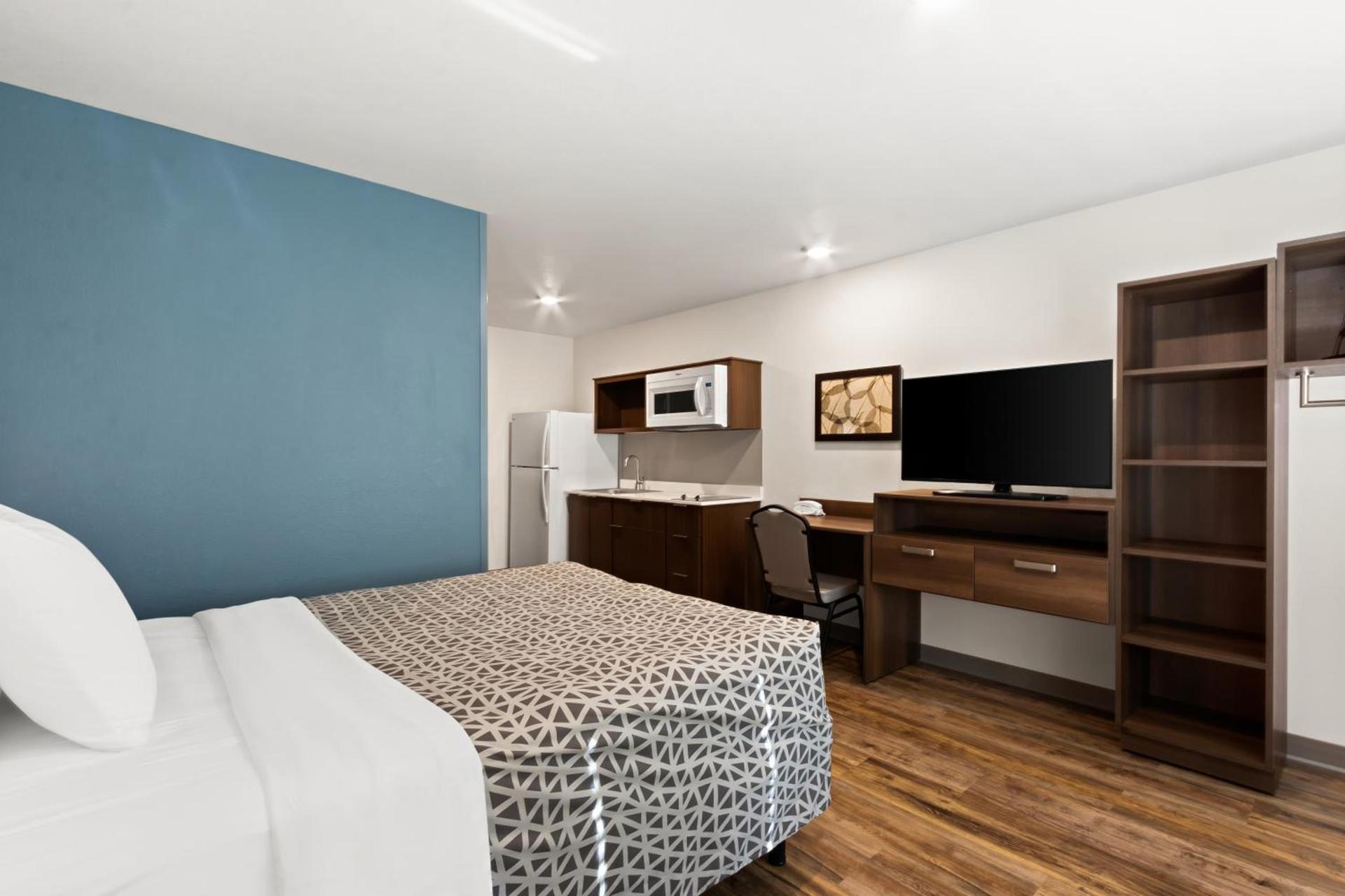 WoodSpring Suites Tolleson - Phoenix West photo 25