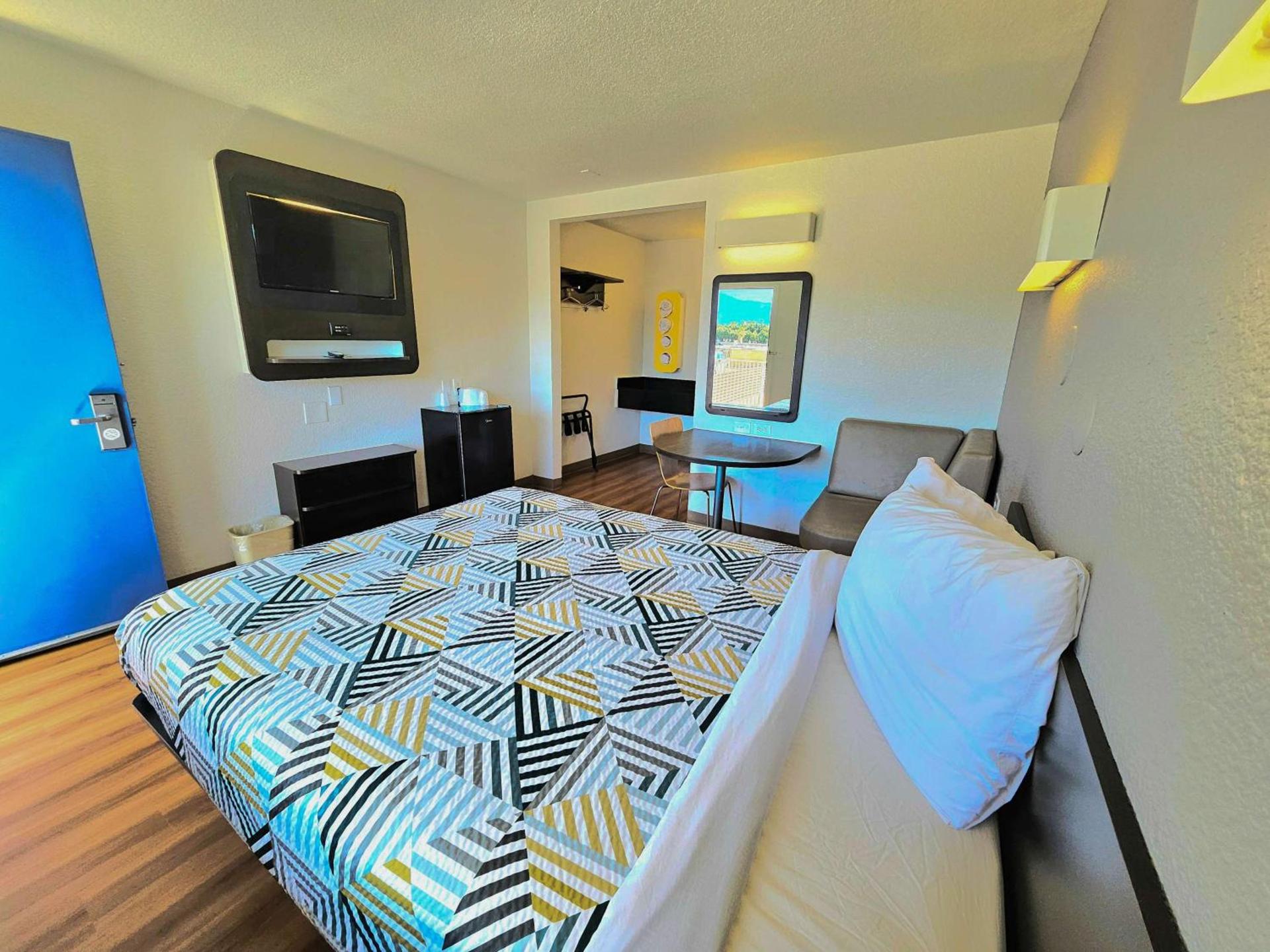 Motel 6-Palm Desert, CA - Palm Springs Area photo 4