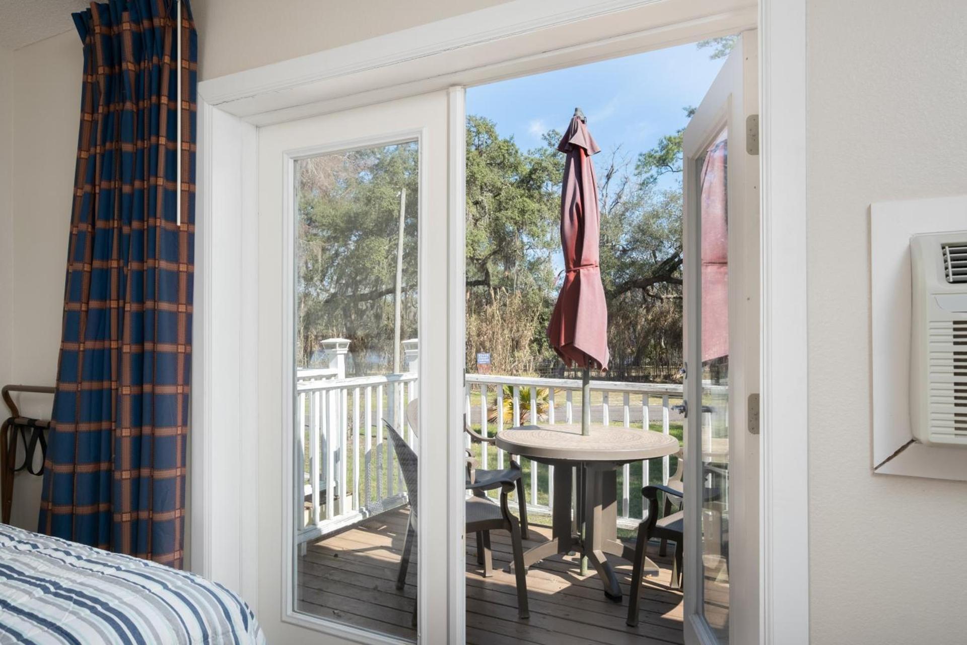 Suwannee Gables photo 8
