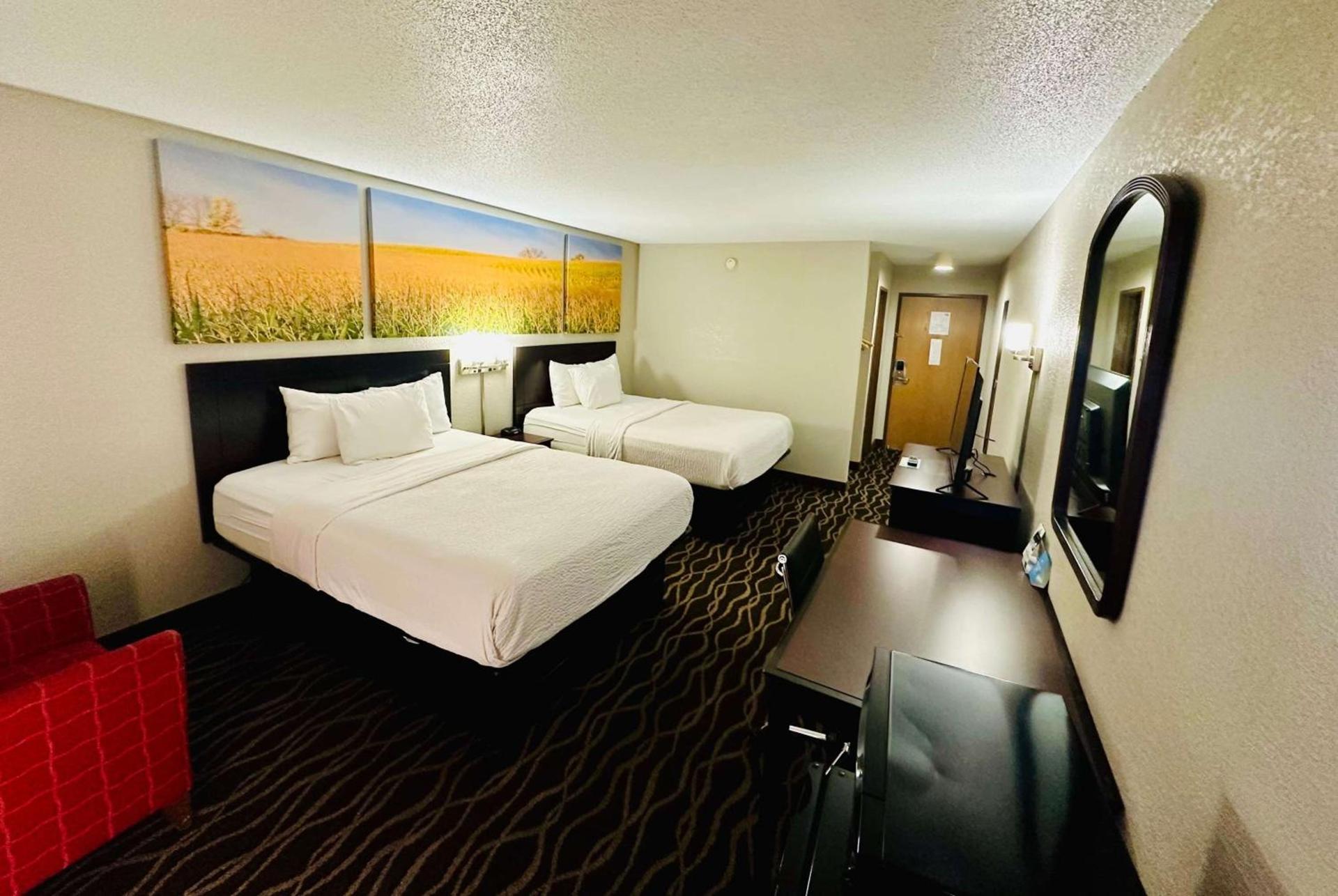 Days Inn & Suites by Wyndham Casey photo 6