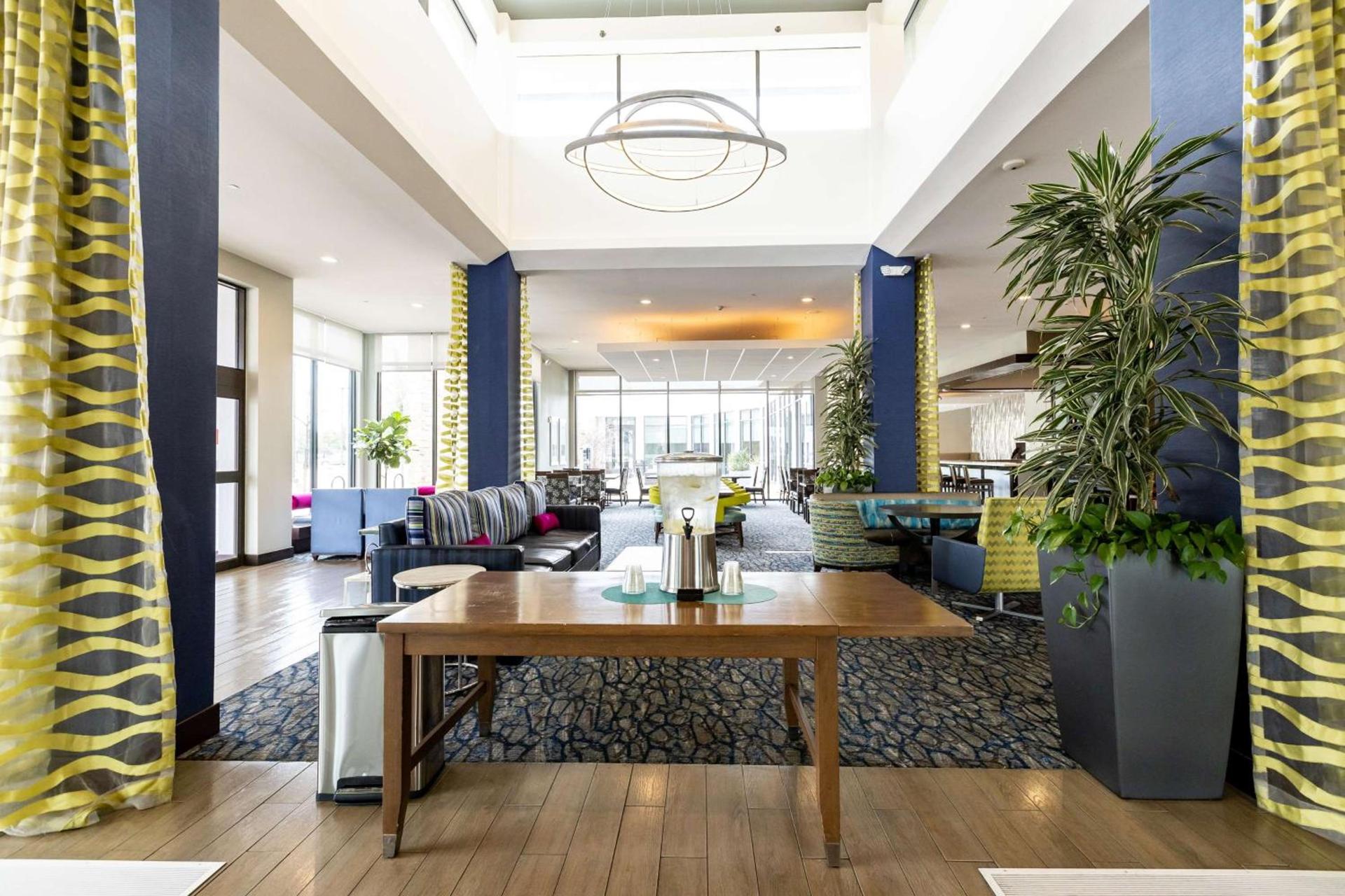 Hilton Garden Inn Austin Airport photo 9