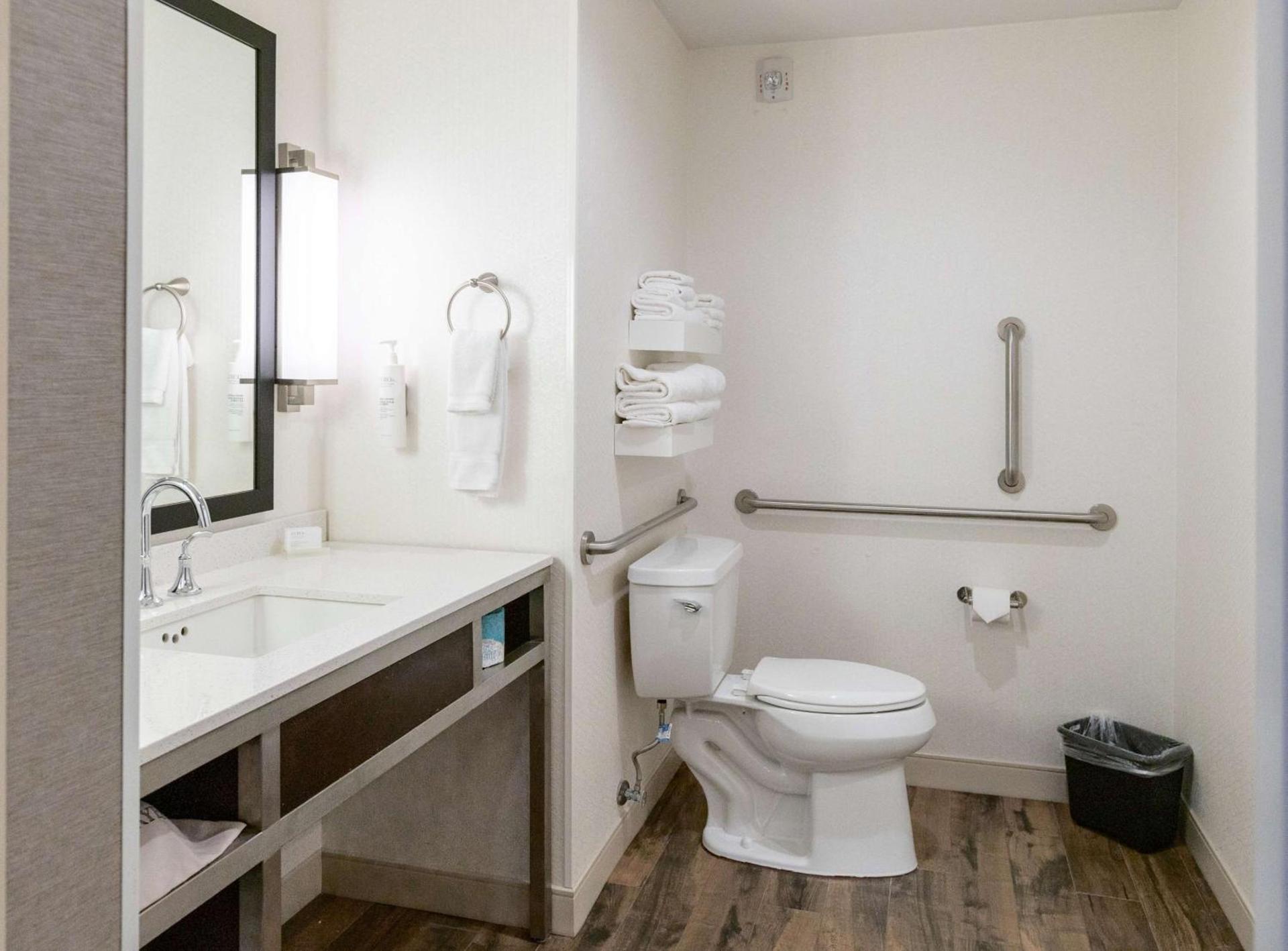 Hilton Garden Inn Austin Airport photo 28