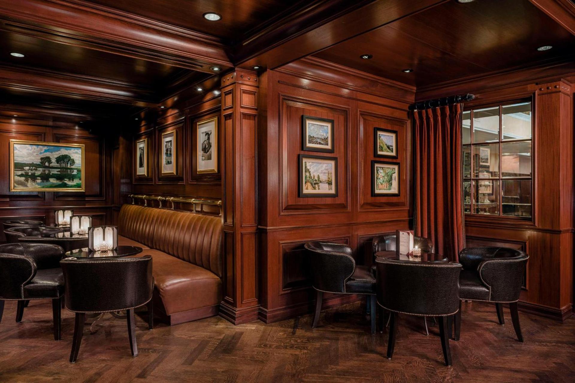 Amway Grand Plaza Hotel, Curio Collection by Hilton photo 91