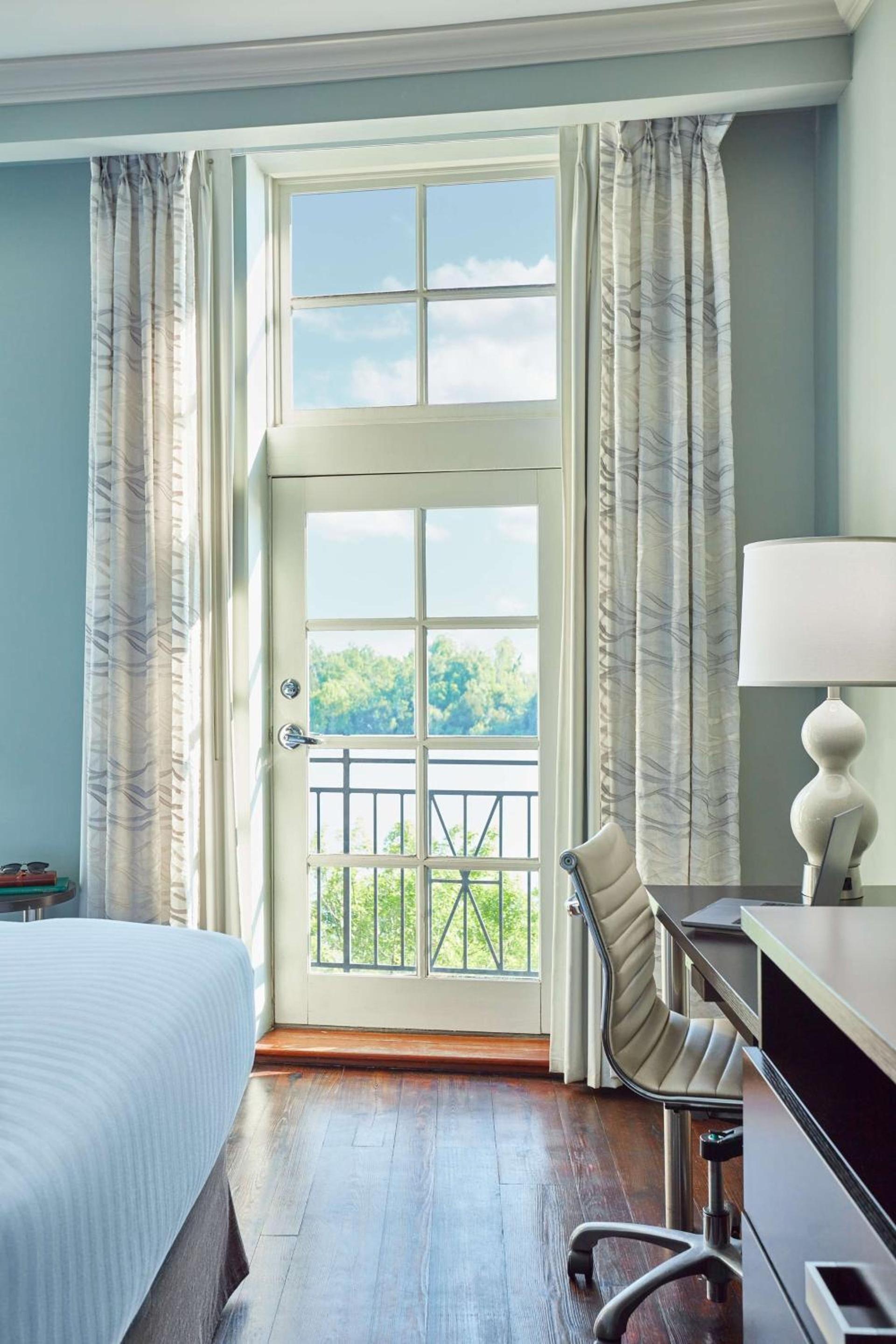 The Cotton Sail Hotel Savannah - Tapestry Collection by Hilton photo 41