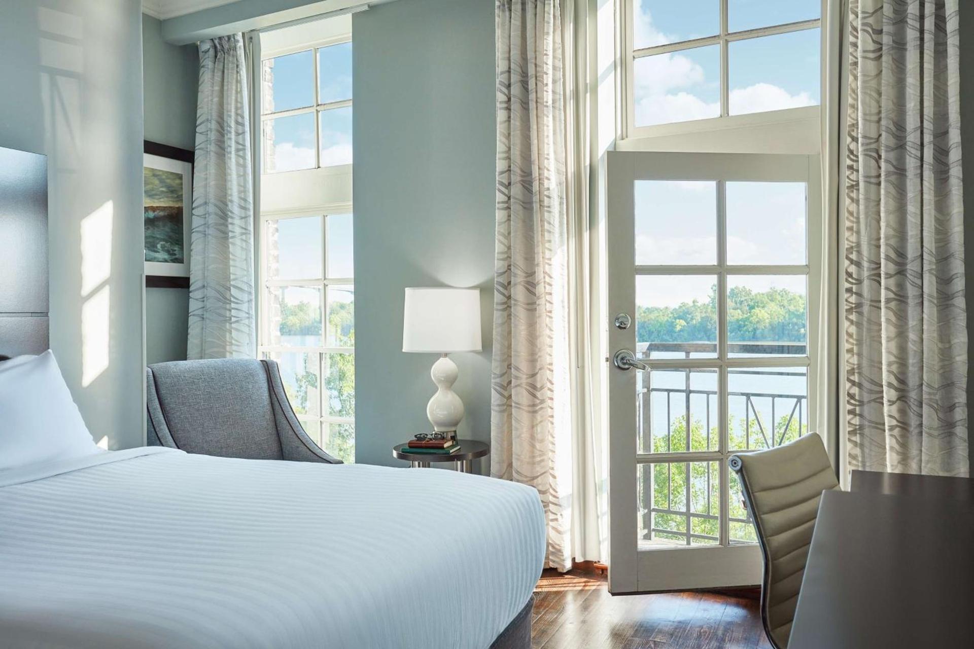 The Cotton Sail Hotel Savannah - Tapestry Collection by Hilton photo 44
