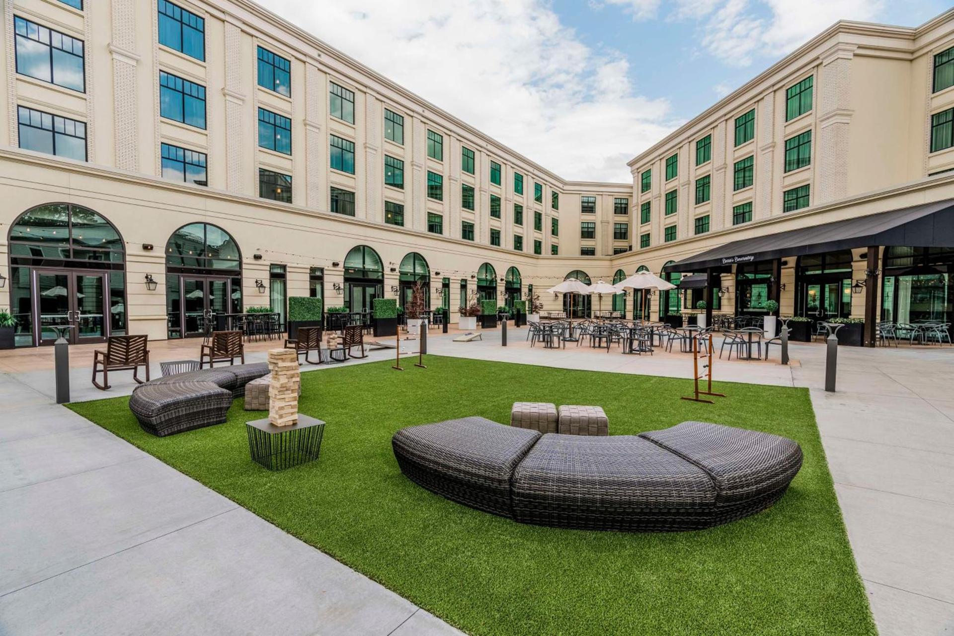 The Hamilton Alpharetta, Curio Collection By Hilton photo 50