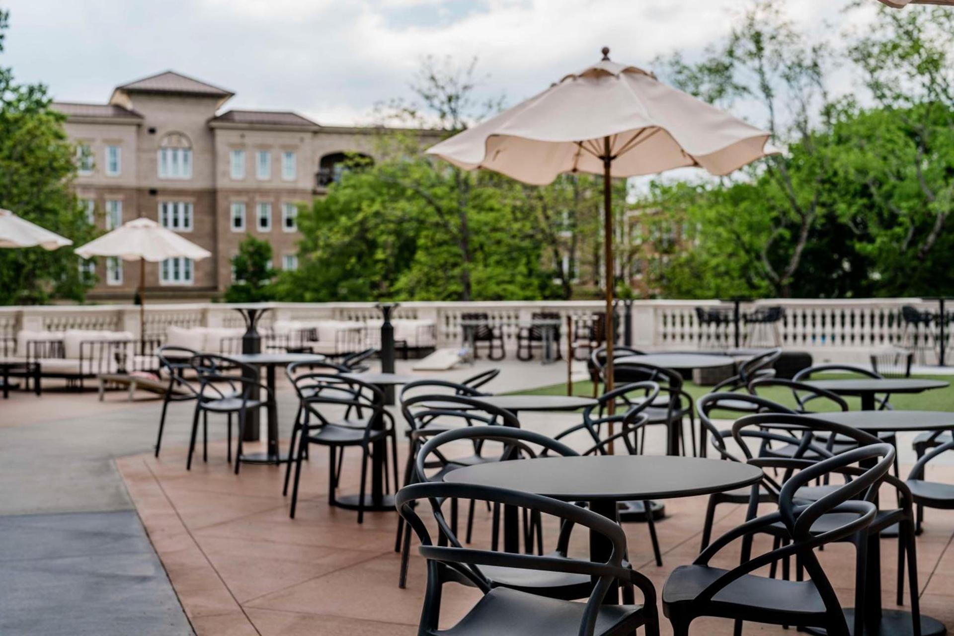 The Hamilton Alpharetta, Curio Collection By Hilton photo 86
