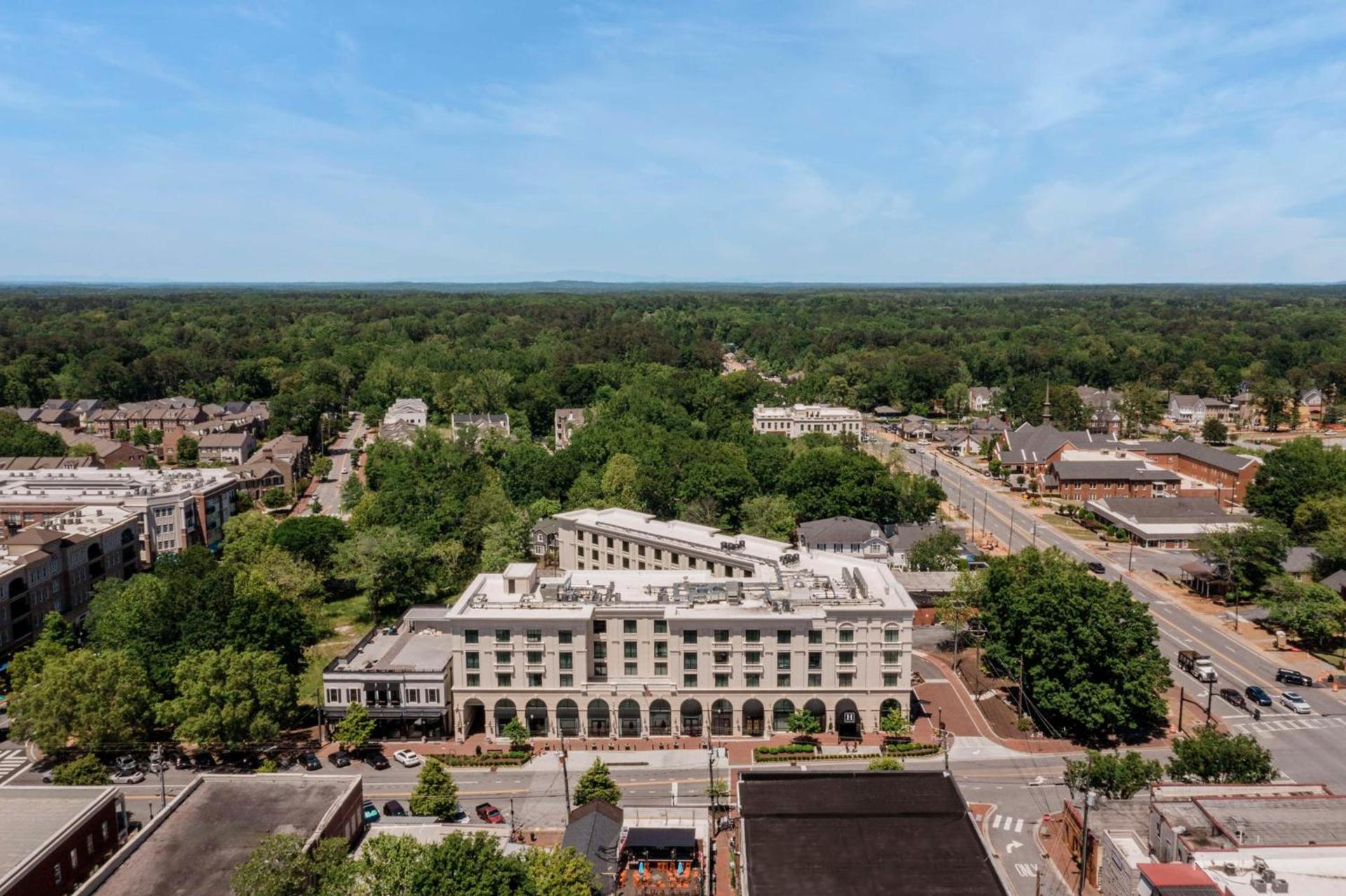 The Hamilton Alpharetta, Curio Collection By Hilton photo 89