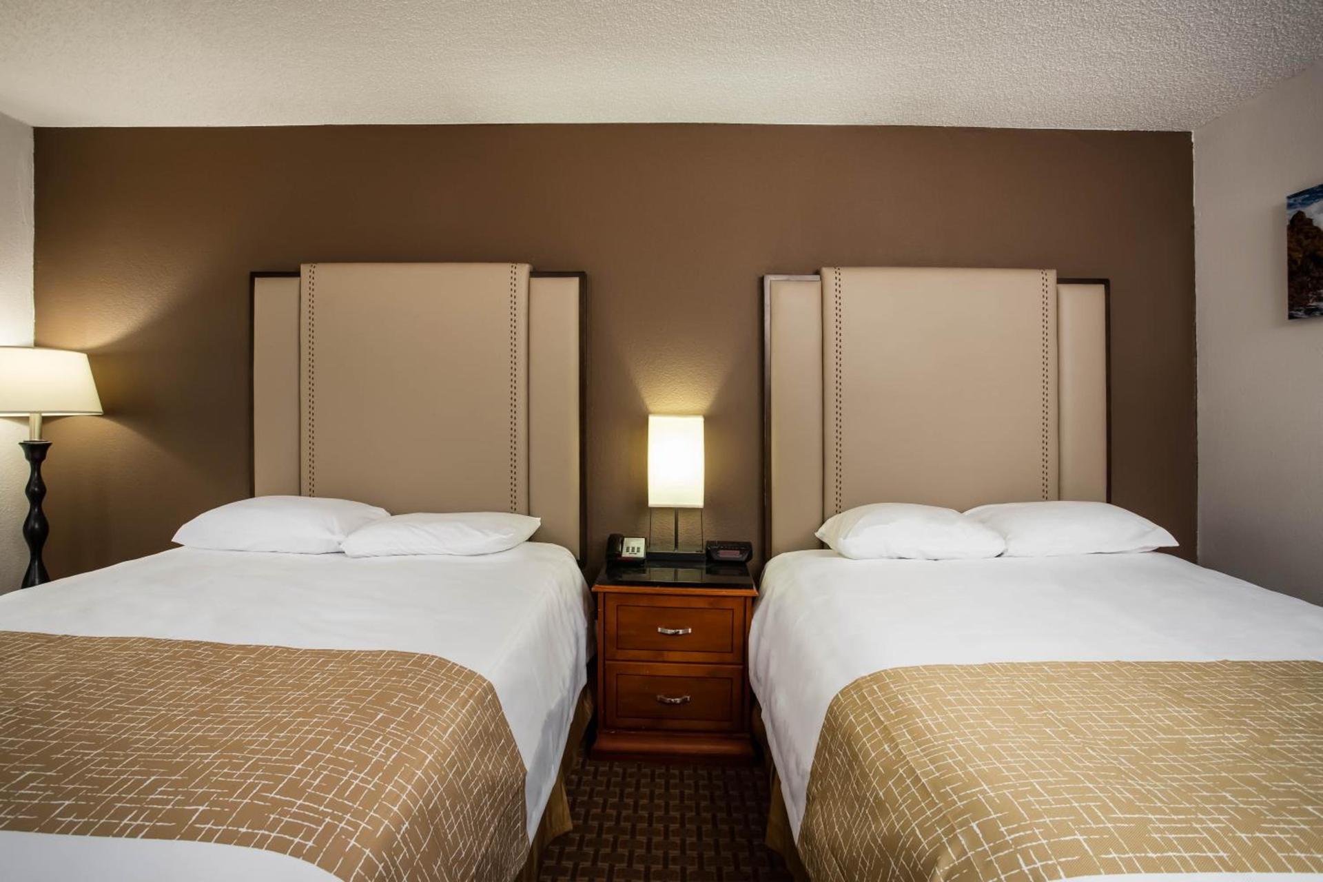 Travelodge by Wyndham Fort Wayne North photo 18