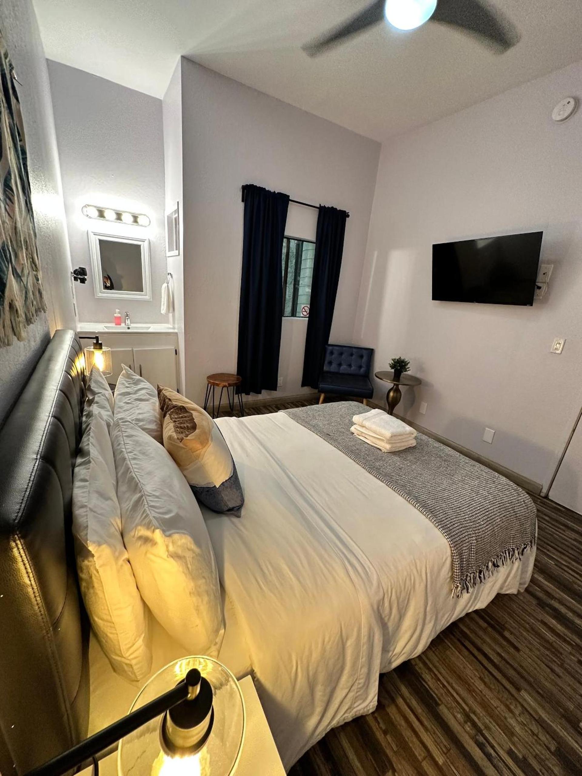 Samesun Venice Beach Hotel & Hostel photo 13