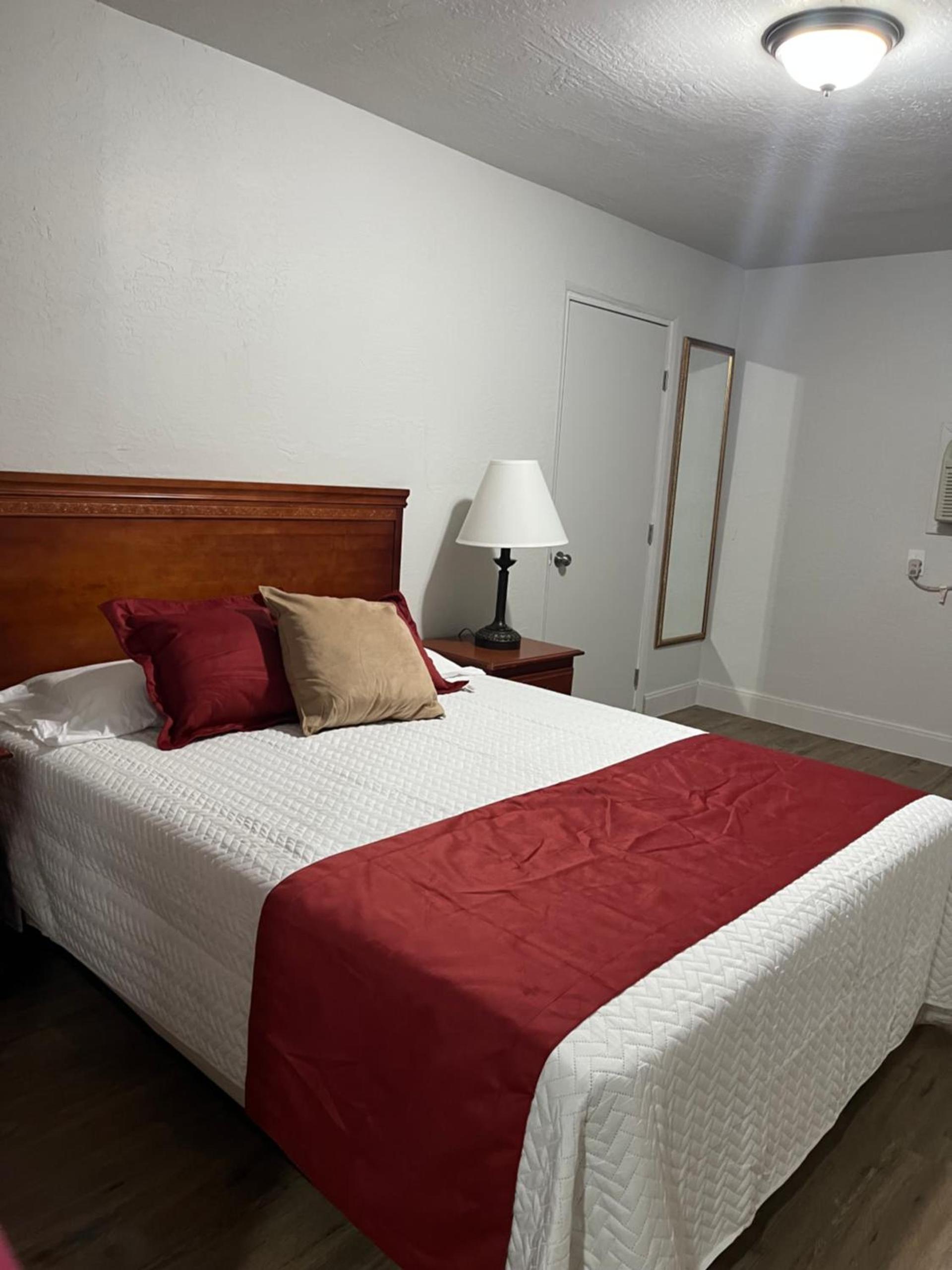 Arizona 9 Motor Hotel photo 25