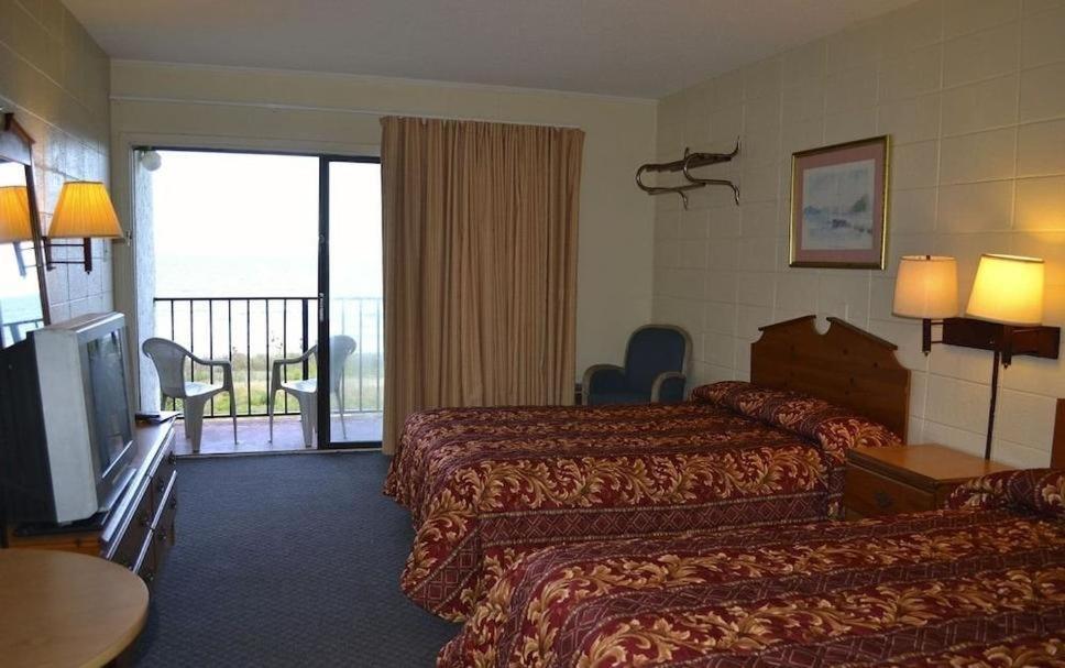 SeaGypsy Motel photo 5
