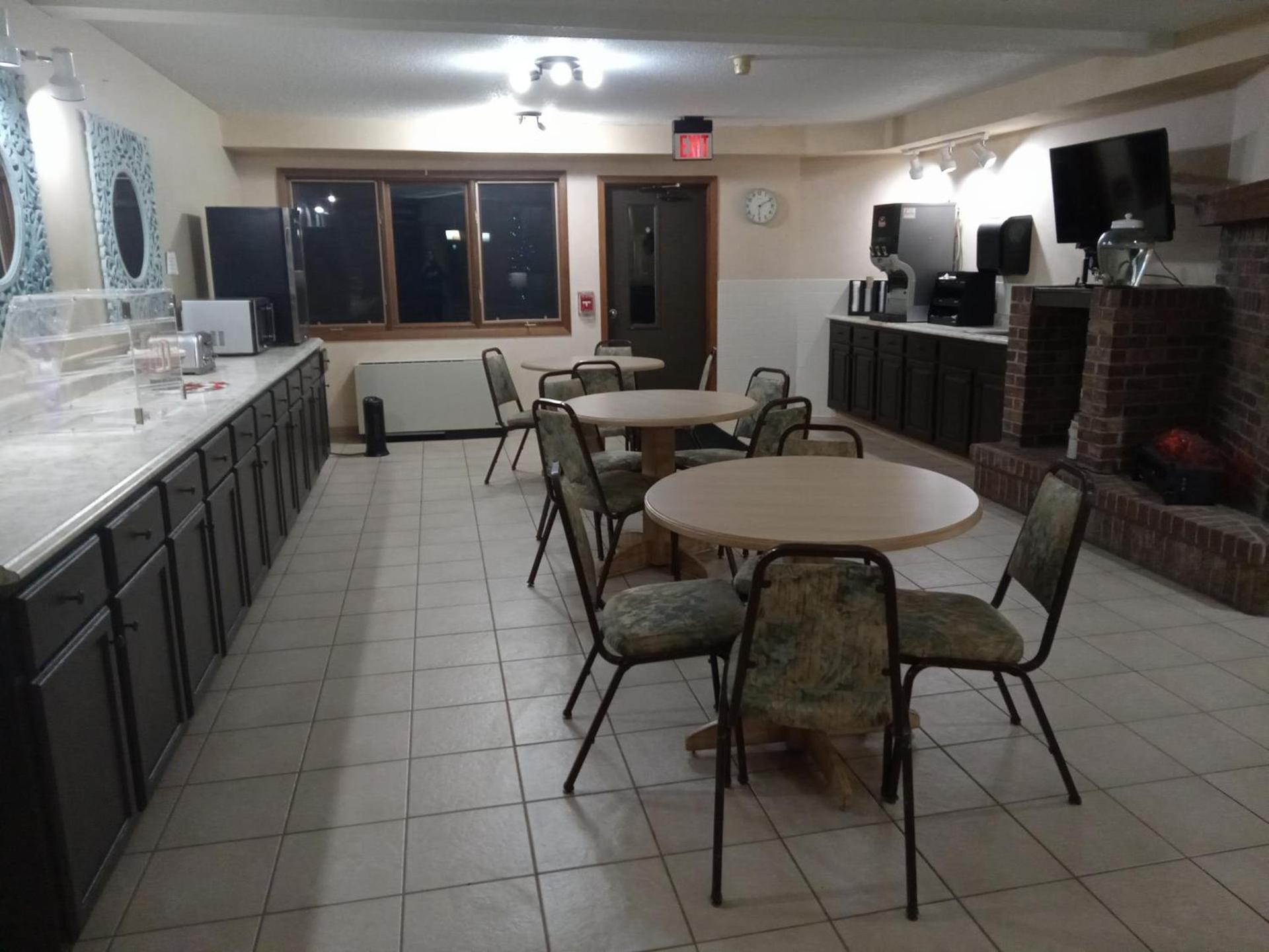 Paradise Shores Hotel photo 16