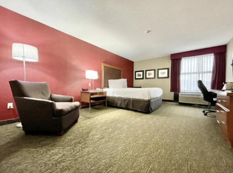 FairBridge Inn & Suites Fort Wayne photo 4