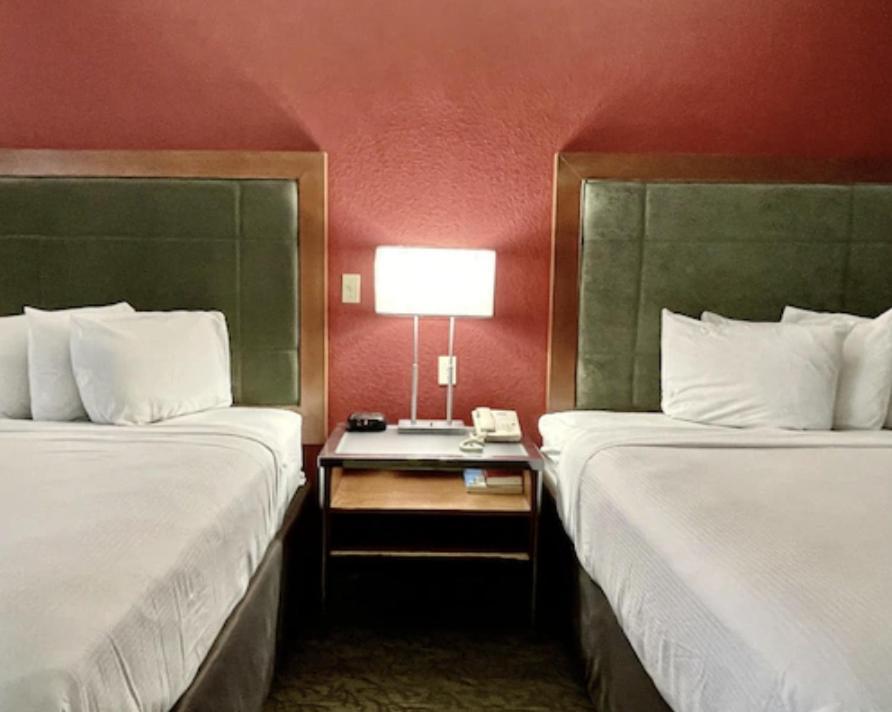 FairBridge Inn & Suites Fort Wayne photo 8