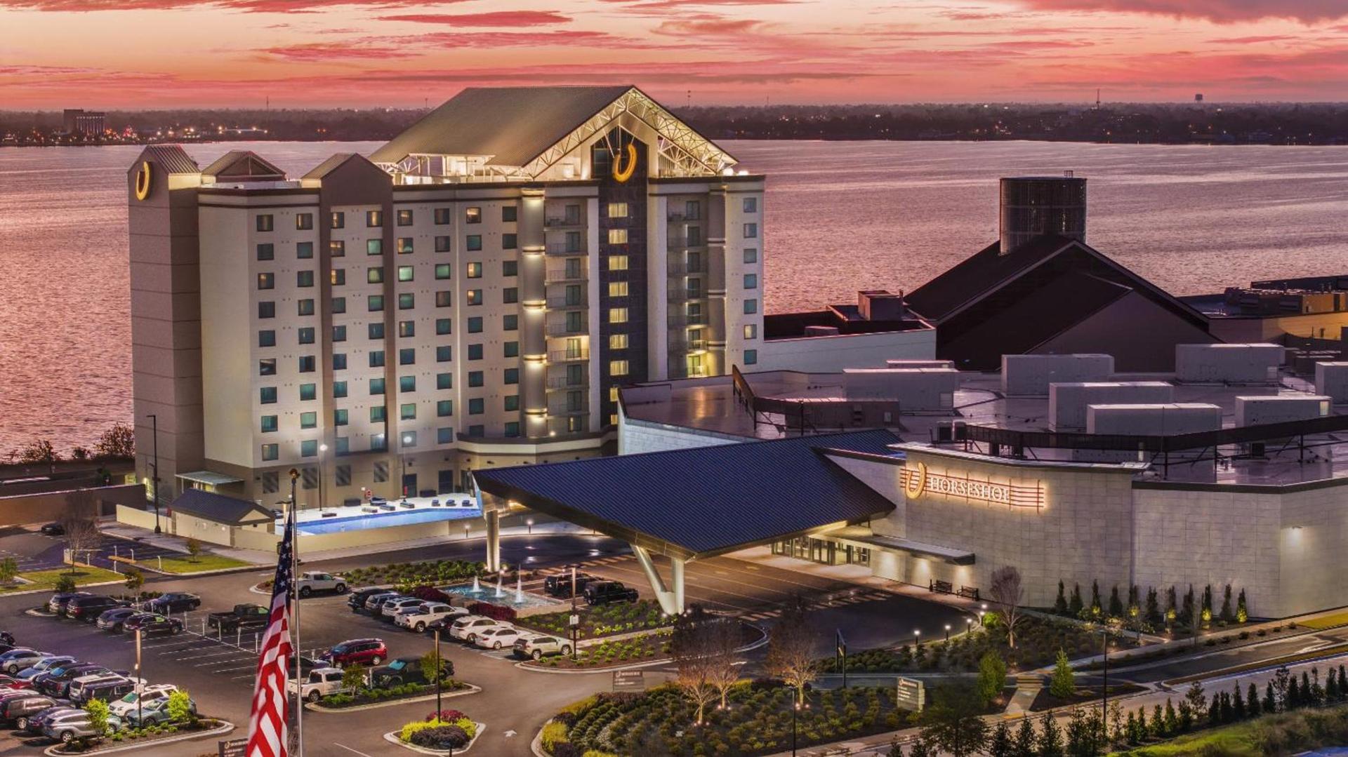 Horseshoe Lake Charles Hotel & Casino - A Caesars Rewards Destination photo 3