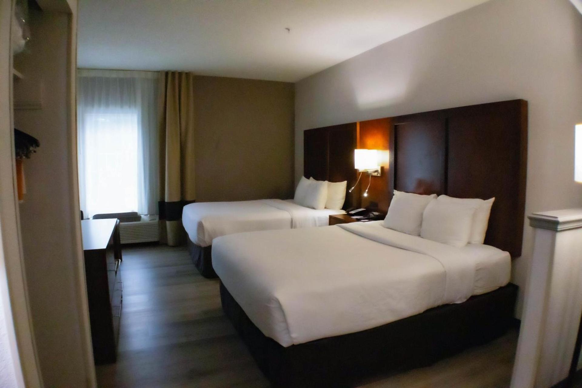 Comfort Suites Salisbury I-85 photo 73