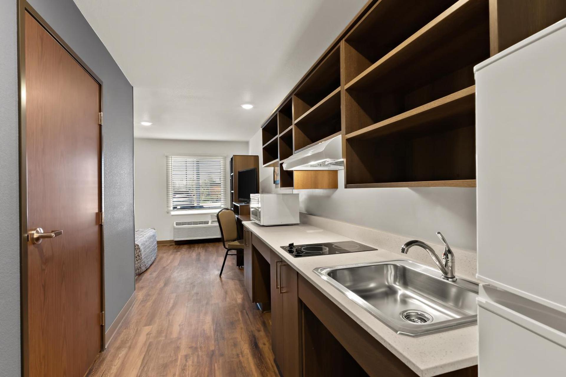 WoodSpring Suites Fort Collins photo 18