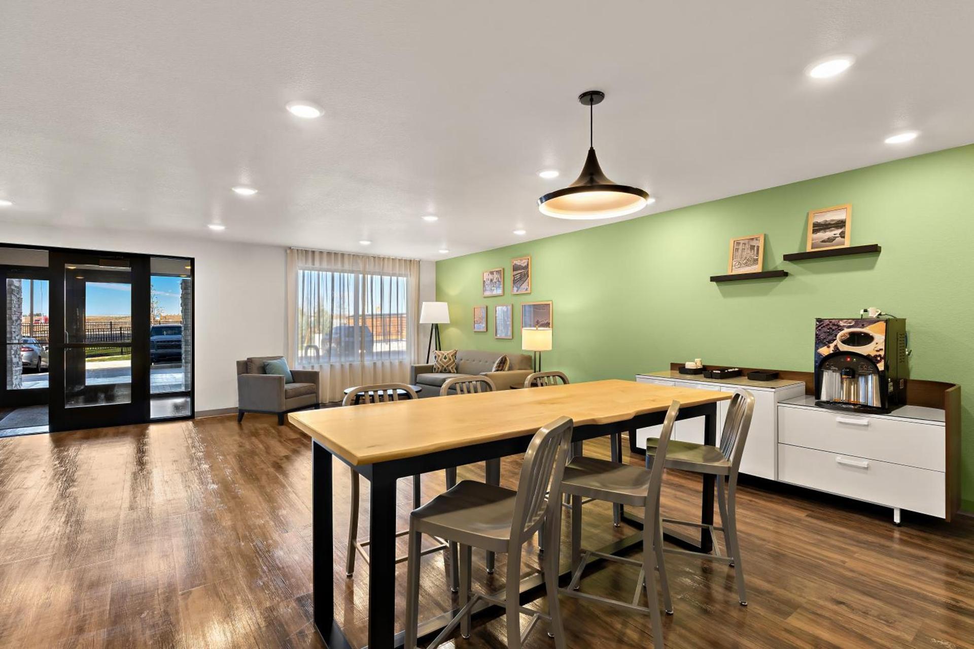 WoodSpring Suites Fort Collins photo 14