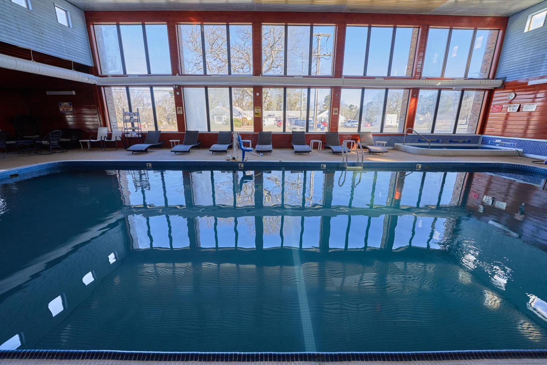 The Mariner Resort Cape Cod by The Red Collection photo 5