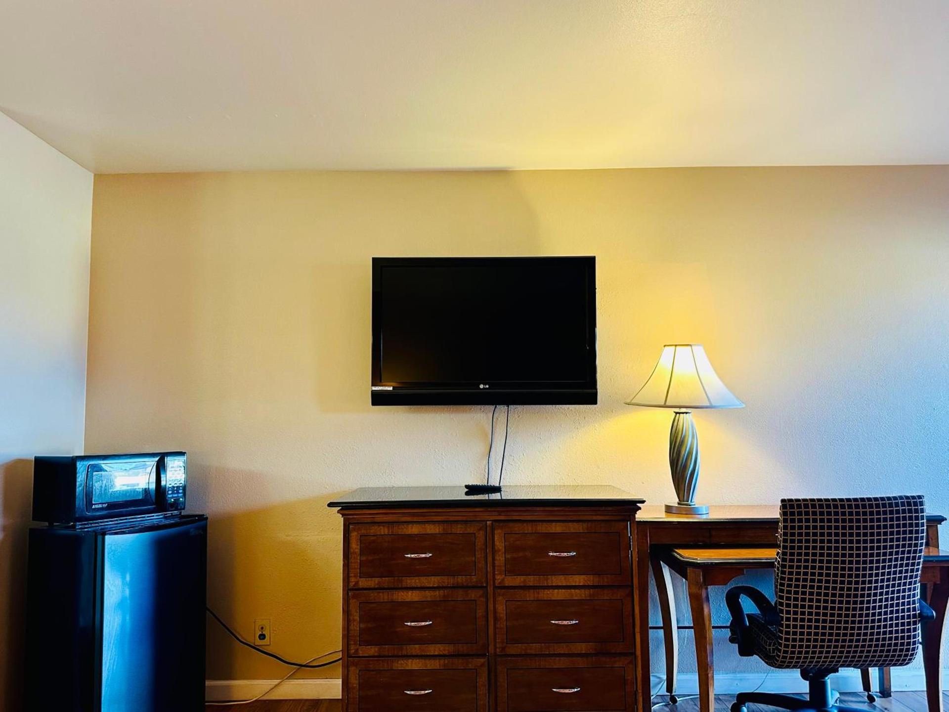 Franciscan Inn Motel photo 24